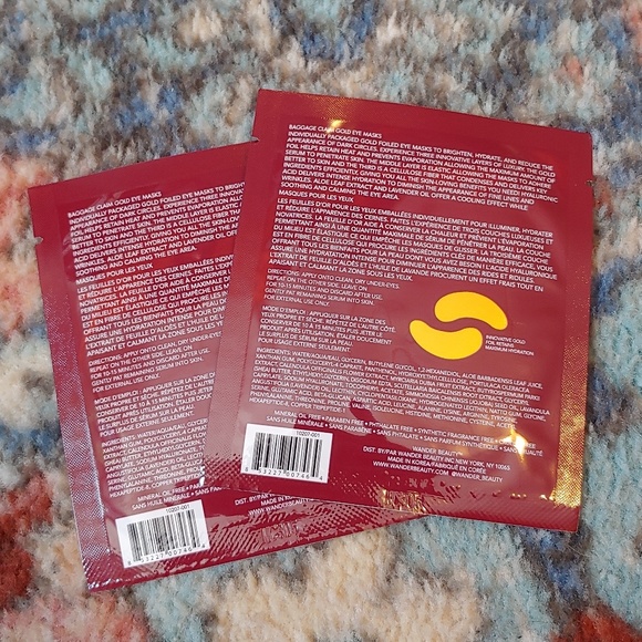 3 for $15 Wander Beauty Gold Eye Masks - Picture 2 of 2